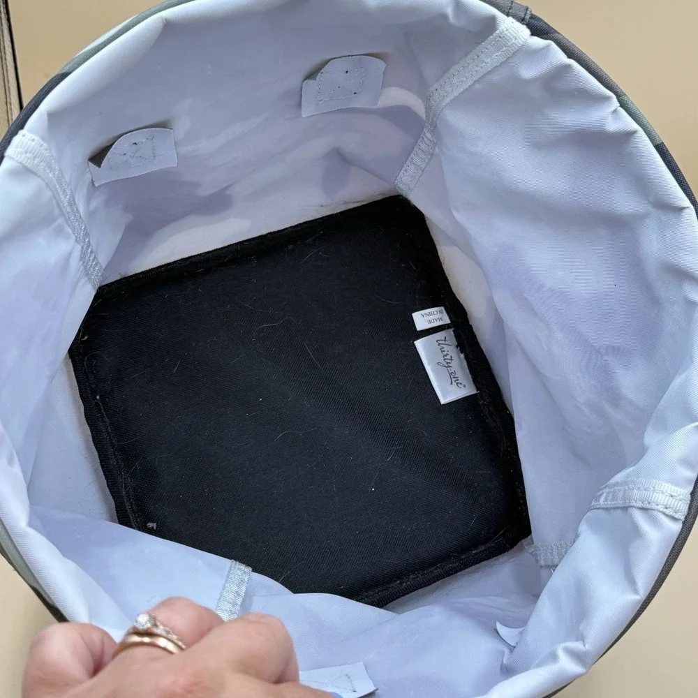 Thirty-One Collapsible Round Utility Tote Camouflage 31 Bags Storage Bin